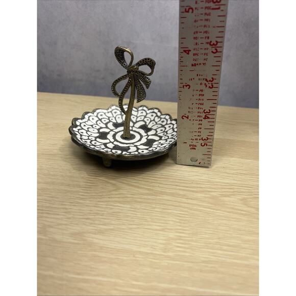 CYNTHIA ROWLEY NEW YORK ENAMELED METAL RING/JEWELRY HOLDER/DISH - Picture 6 of 7